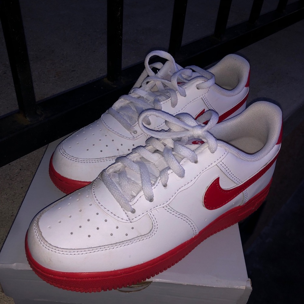 Boys low Air Force 1